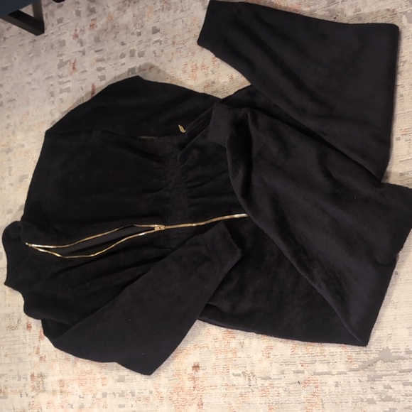 EUC Fabletics Women's Cozy Cord Zip Onesie - Picture 7 of 7